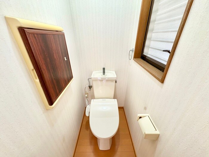 物件内観写真12　(トイレ)