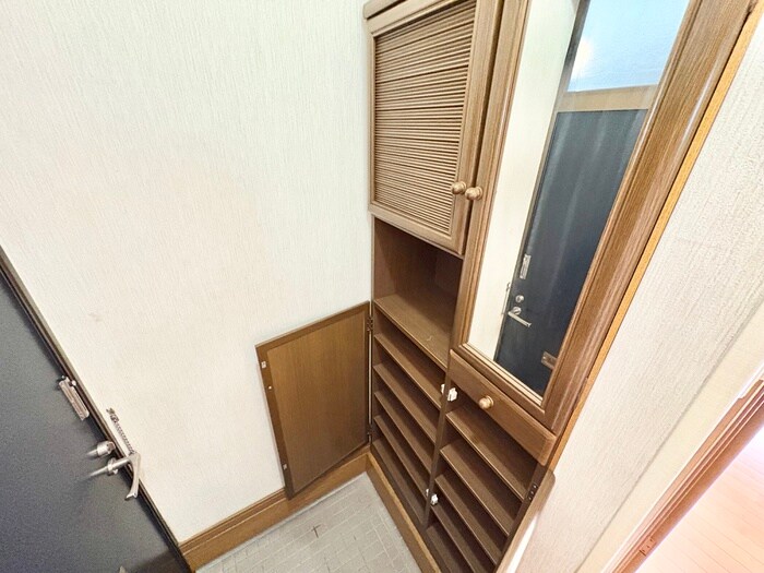 物件内観写真17　(靴箱)