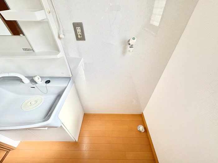 物件内観写真19　(洗濯機置場)