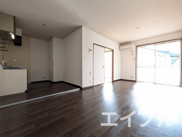 物件内観写真8　(居室)