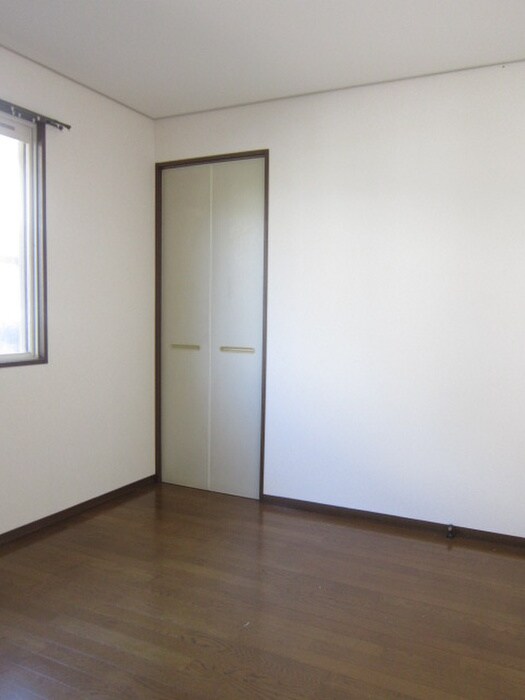 物件内観写真12　(居室)