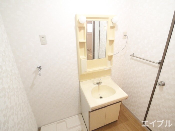 物件内観写真9　(洗面)