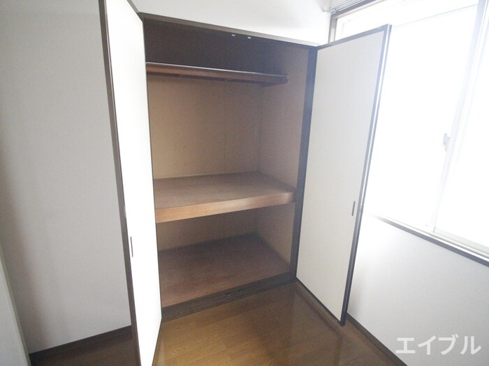 物件内観写真13　(収納)
