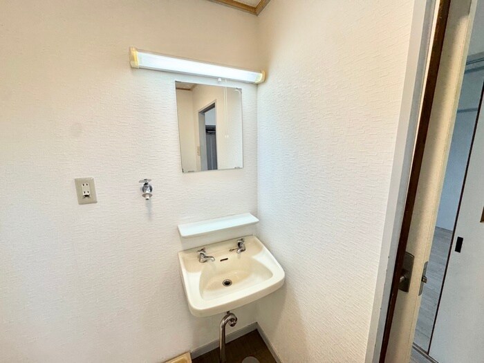 物件内観写真10　(洗面)