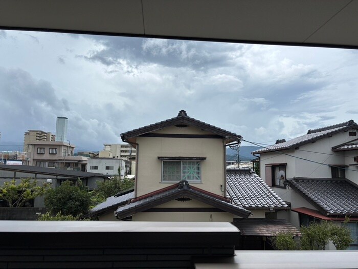 物件内観写真22　(室内からの展望)