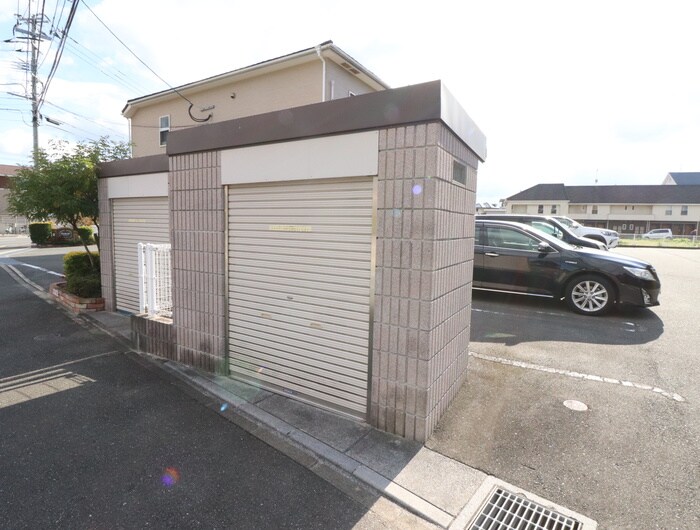 物件外観写真6　(建物設備)