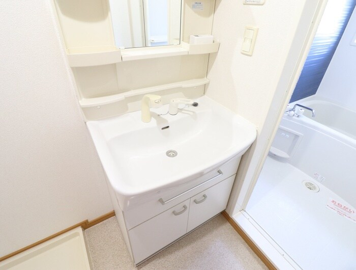 物件内観写真11　(洗面)