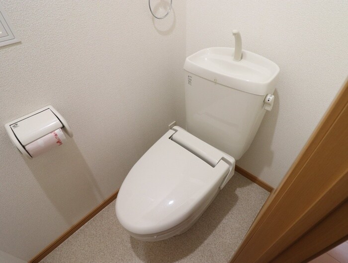 物件内観写真12　(トイレ)