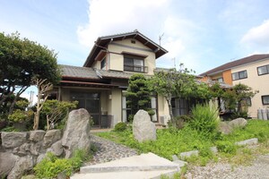 井浦様行事貸家外観写真