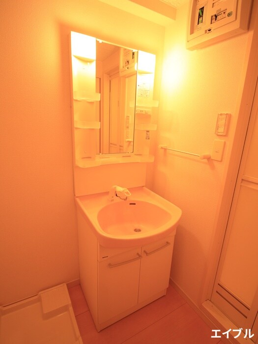 物件内観写真12　(洗面)