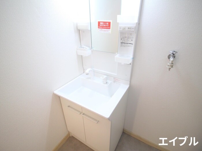 物件内観写真11　(洗面)