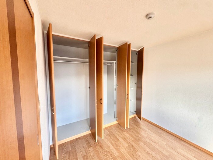 物件内観写真10　(収納)