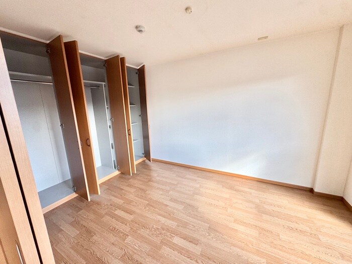 物件内観写真16　(内観写真)