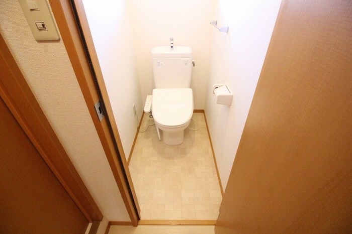 物件内観写真10　(トイレ)