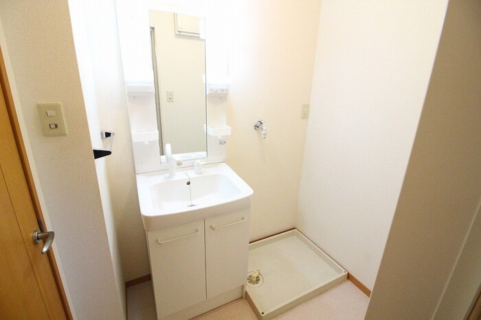 物件内観写真11　(洗面)