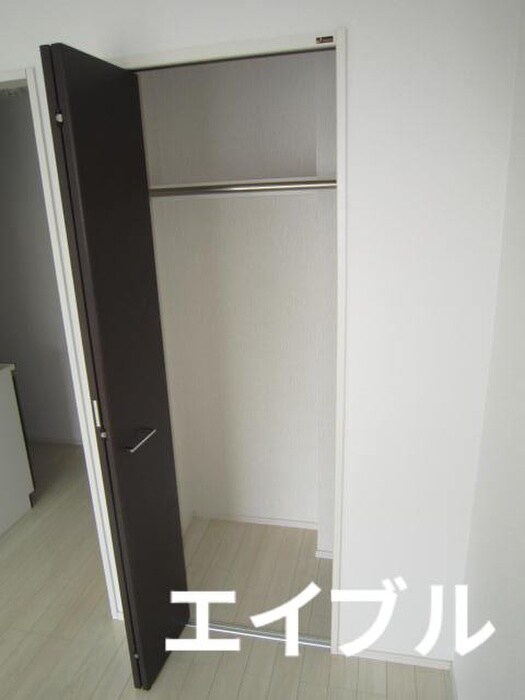 物件内観写真16　(収納)