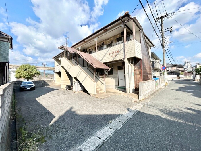 物件外観写真2　(駐車場)