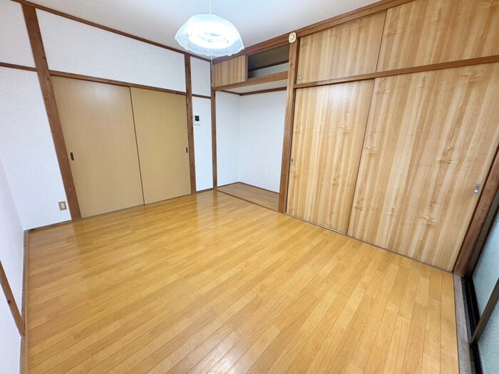 物件内観写真5　(居室)