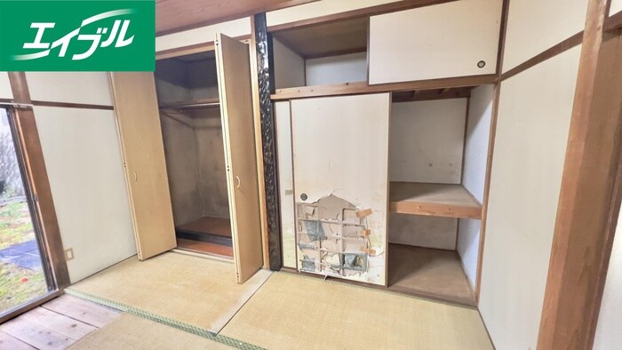 物件内観写真13　(収納)