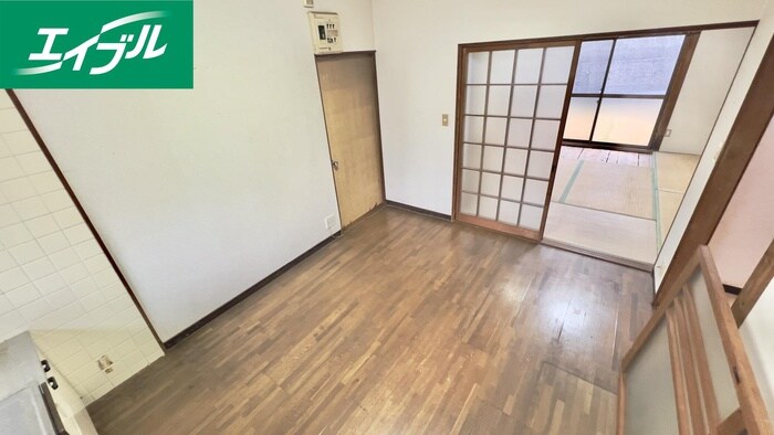 物件内観写真17　(居室)