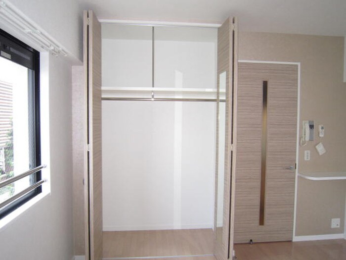 物件内観写真9　(収納)