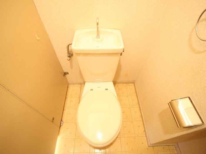 物件内観写真12　(トイレ)