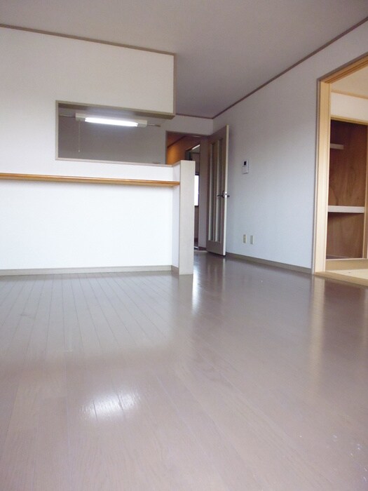 物件内観写真4　(居室)