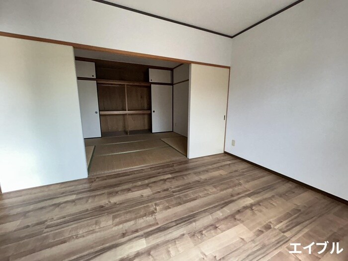物件内観写真15　(居室)