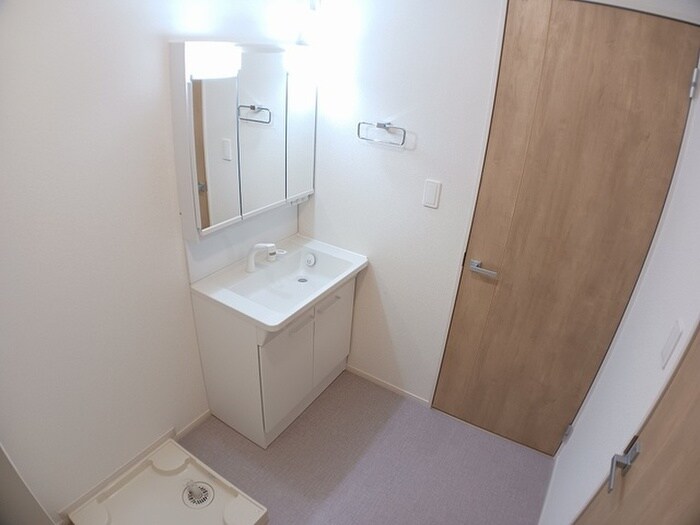 物件内観写真10　(洗面)