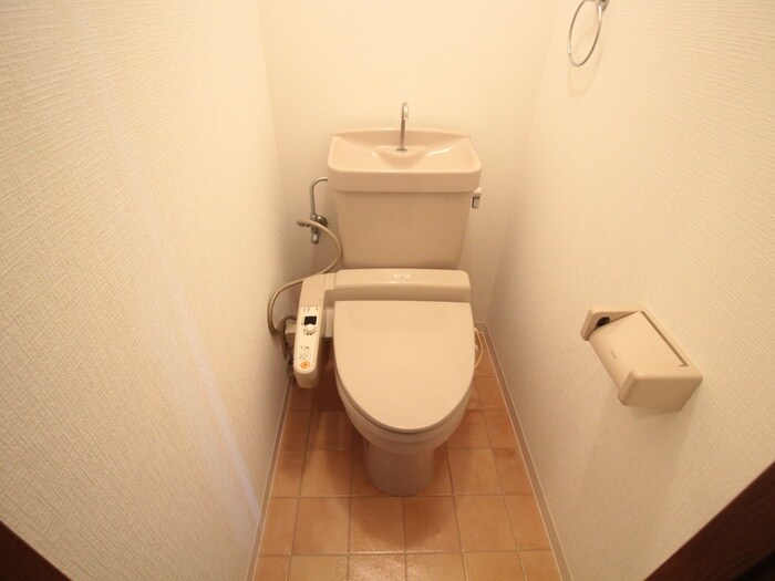 物件内観写真14　(トイレ)