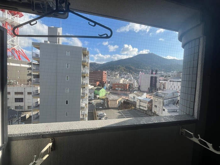 物件内観写真16　(室内からの展望)