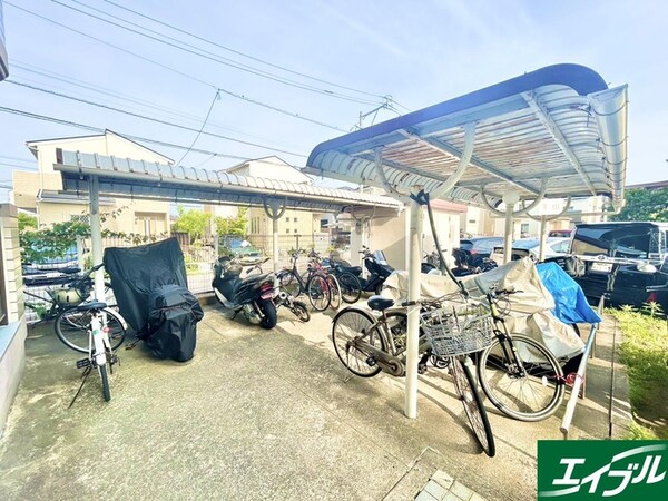 駐輪場