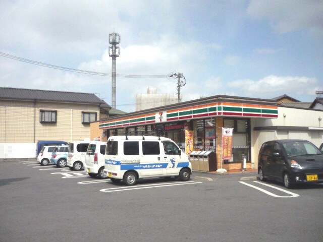 物件外観写真3　(周辺環境)