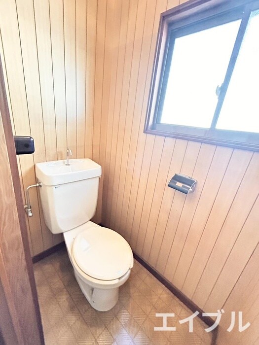 物件内観写真8　(トイレ)