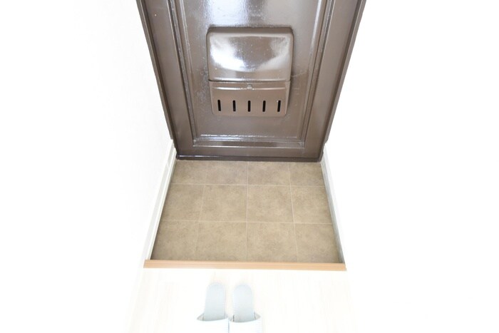 物件内観写真15　(玄関)