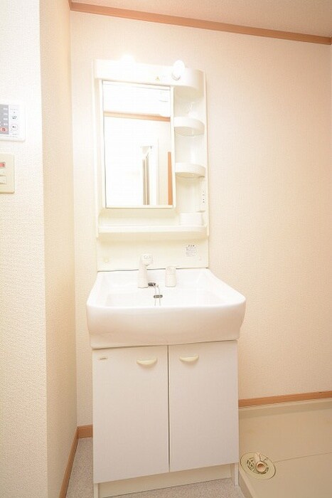 物件内観写真9　(洗面)