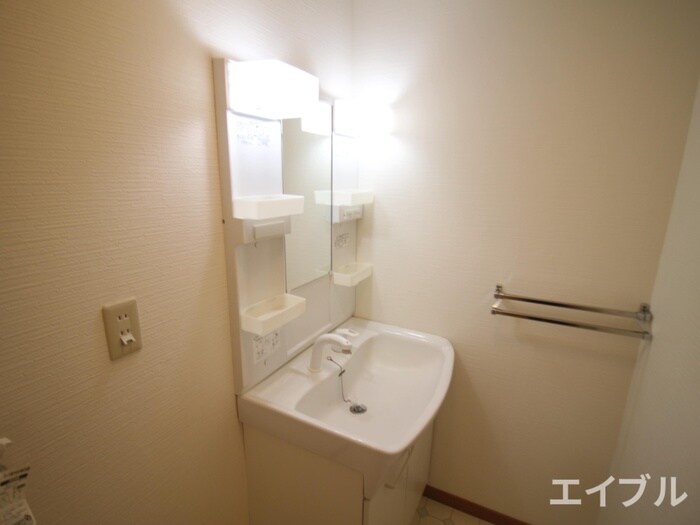 物件内観写真10　(洗面)