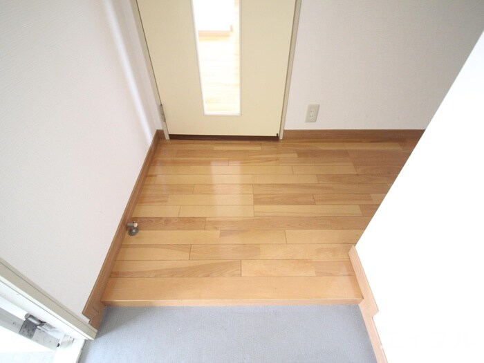 物件内観写真16　(廊下)