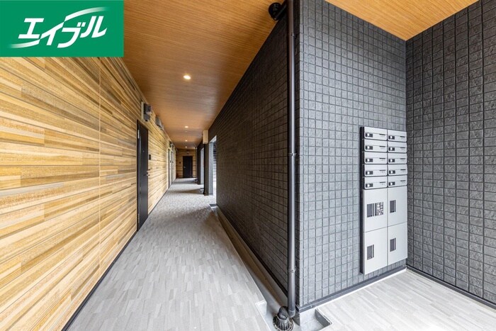 物件外観写真4　(建物設備)