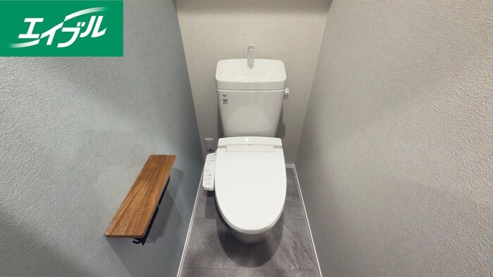 物件内観写真11　(トイレ)