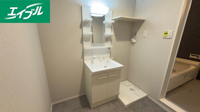 物件内観写真12　(洗面)