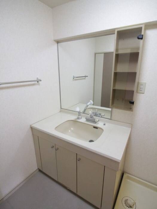 物件内観写真7　(洗面)