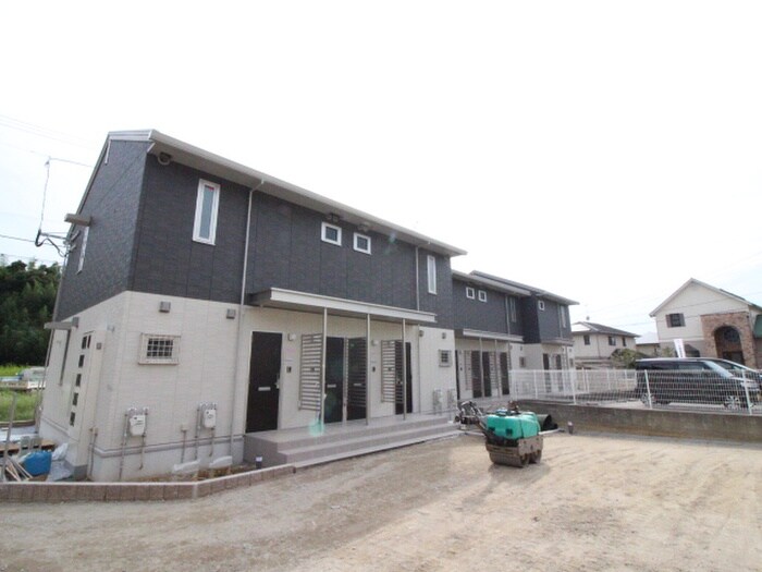 物件外観写真4　(外観写真)