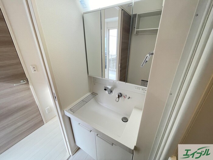 物件内観写真11　(洗面)