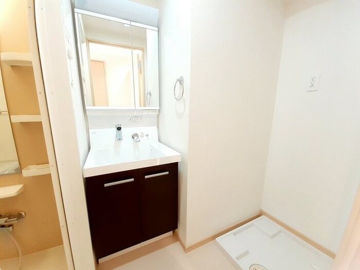 物件内観写真10　(洗面)