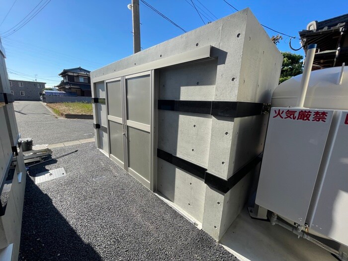 物件外観写真4　(建物設備)