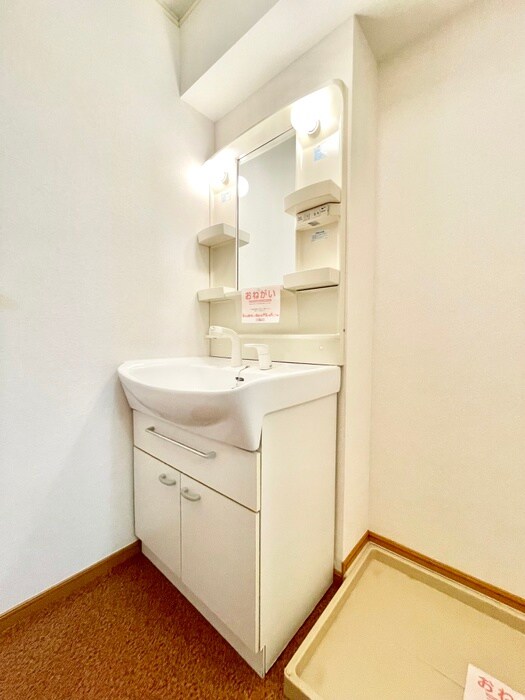 物件内観写真8　(洗面)