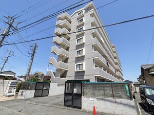 日之出ビル多の津外観写真