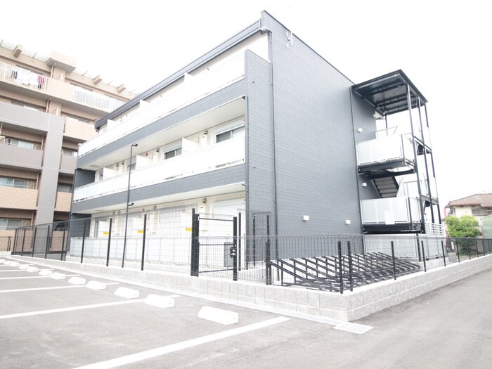 物件外観写真3　(外観写真)