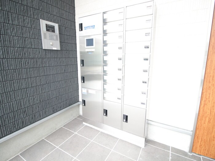 物件外観写真6　(建物設備)